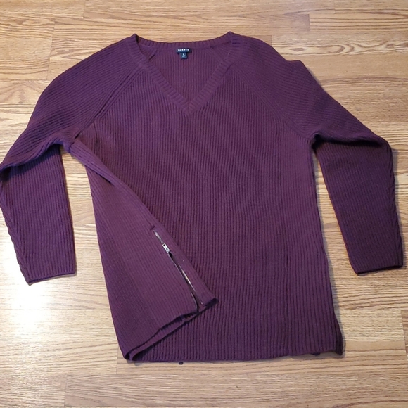Torrid Burgundy Sweater - Picture 1 of 3